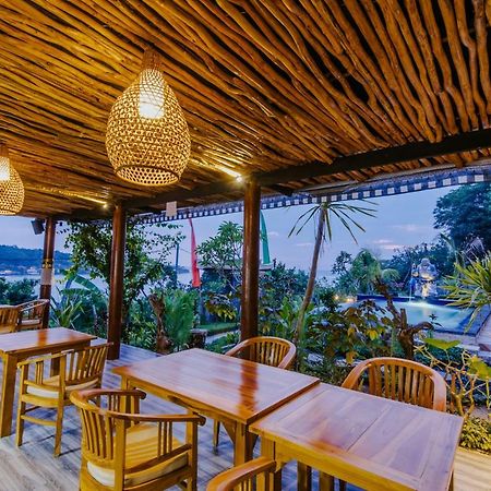 Hotel Sunday Huts Lembongan Extérieur photo